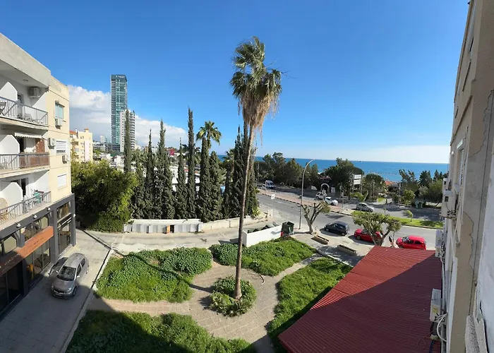 уютные с балконом